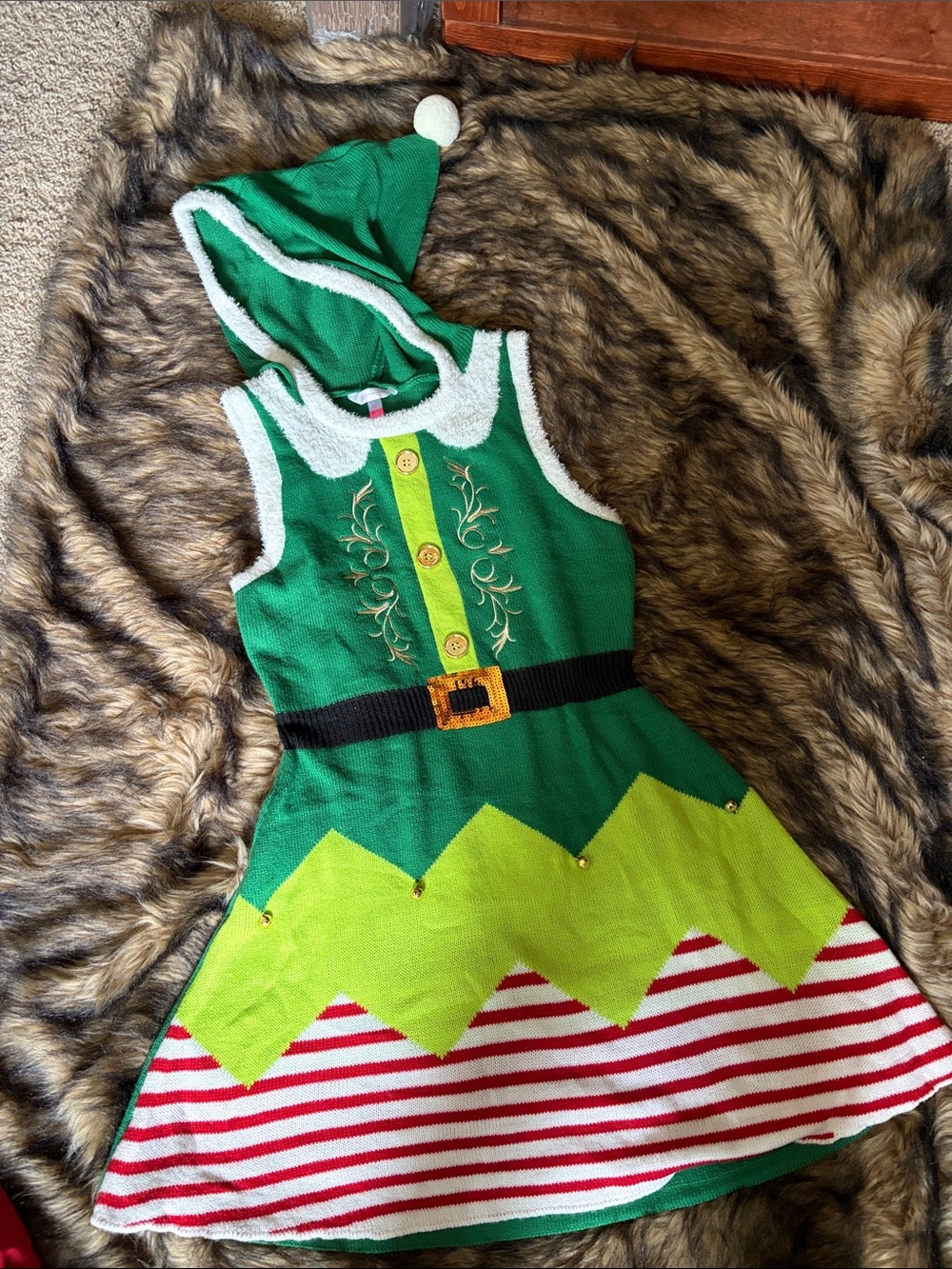 Juniors - Green Christmas Elf Costume Dress with Hood size M (7/9)